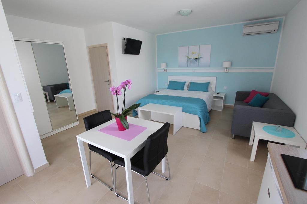 Studio Emanuel Rovinj Exterior foto