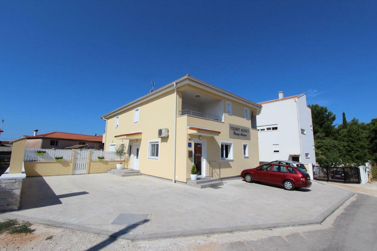 Studio Emanuel Rovinj Exterior foto